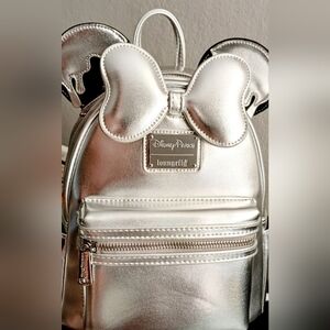 Disney Loungefly Minney Silver 100yr